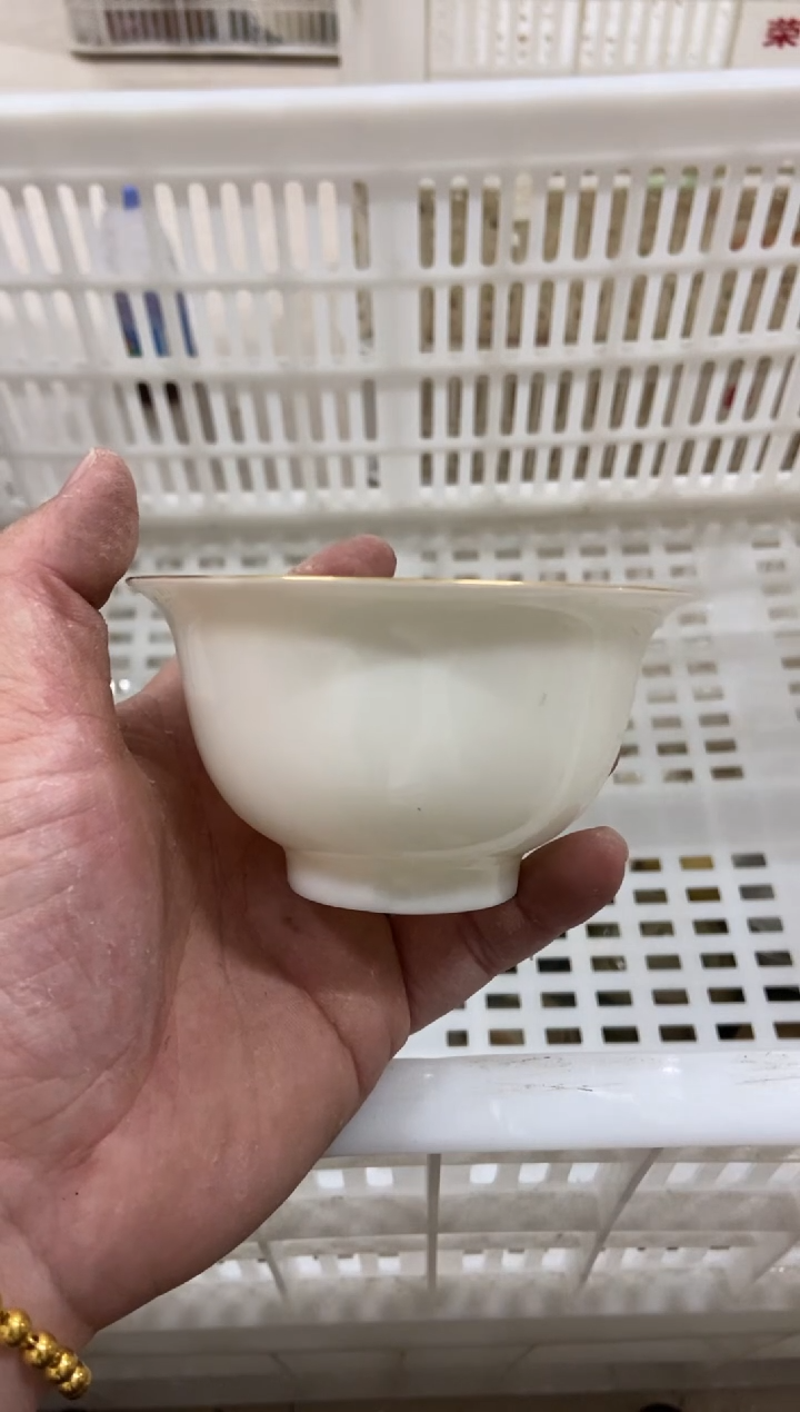 杯子瓷无运费险有瑕疵的摄影的产品有使用过的痕迹有点脏介意勿拍