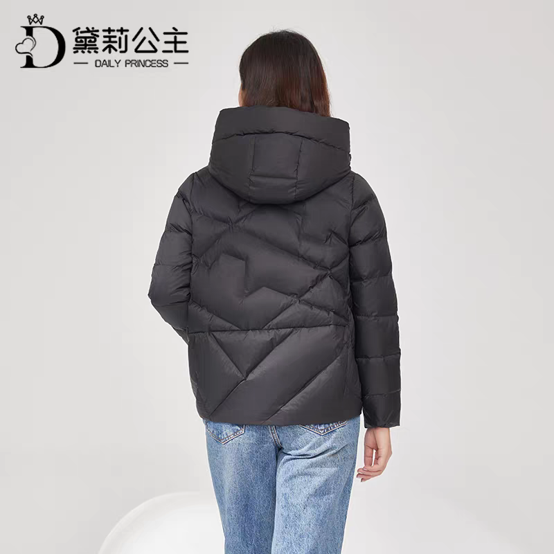 黛莉公主羽绒服女款轻薄秋冬新款短款连冒休闲溥款白鸭绒2378款