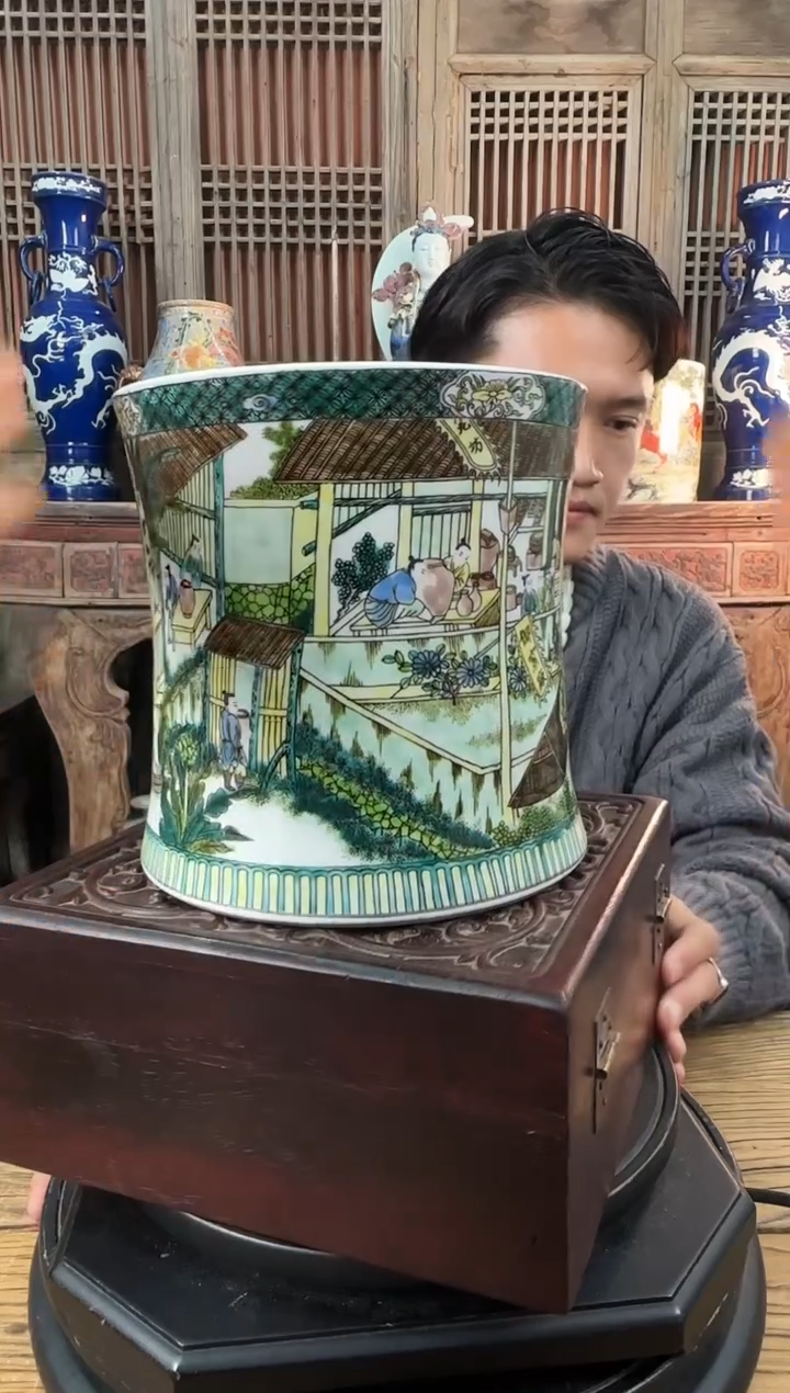 【闪购商品】摆件陶瓷 摆件 五彩人物 笔海