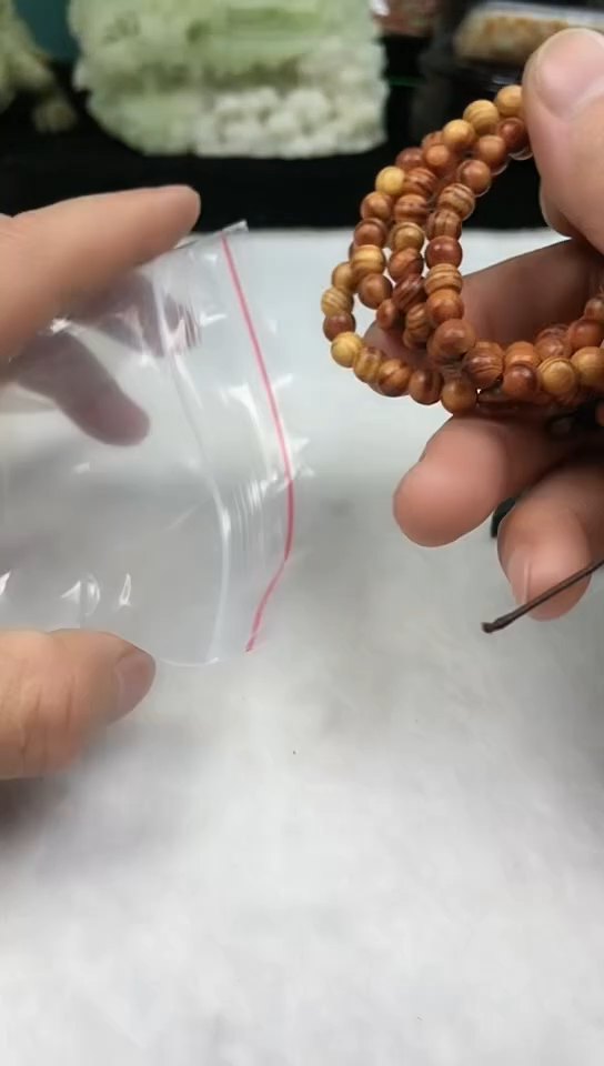 【闪购商品】贝壳杉（血龙木）无事牌108颗