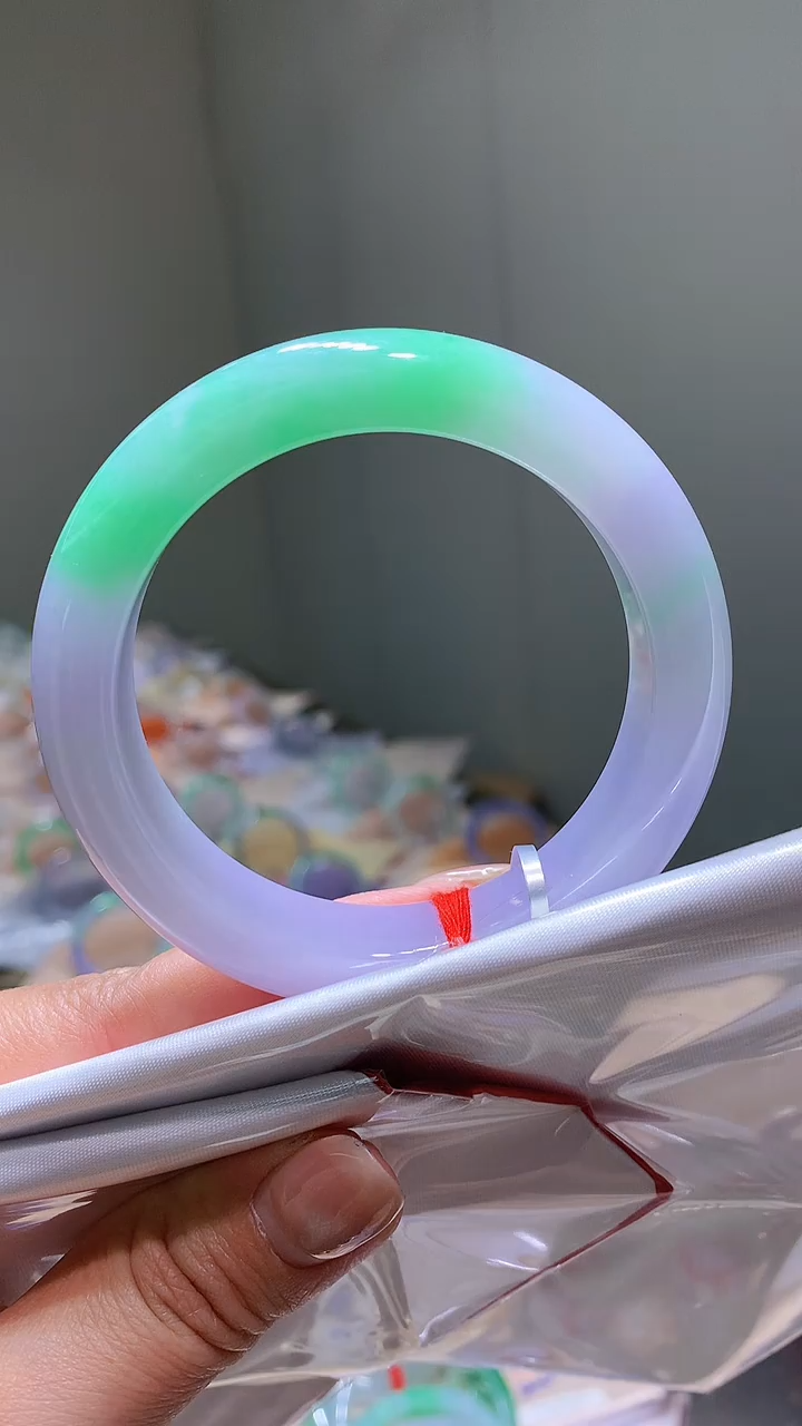 翡翠手镯未镶嵌k33翡翠手镯55