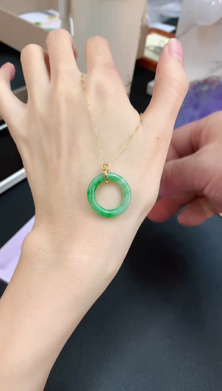 【闪购商品】翡翠颈饰18K金镶嵌赠礼盒证书 小君