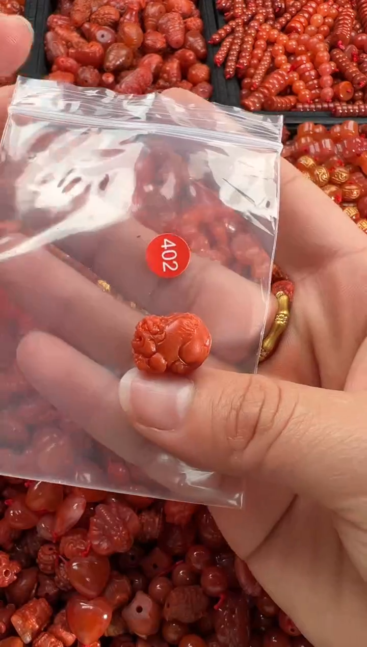 【闪购商品】南红玛瑙颈饰未镶嵌1