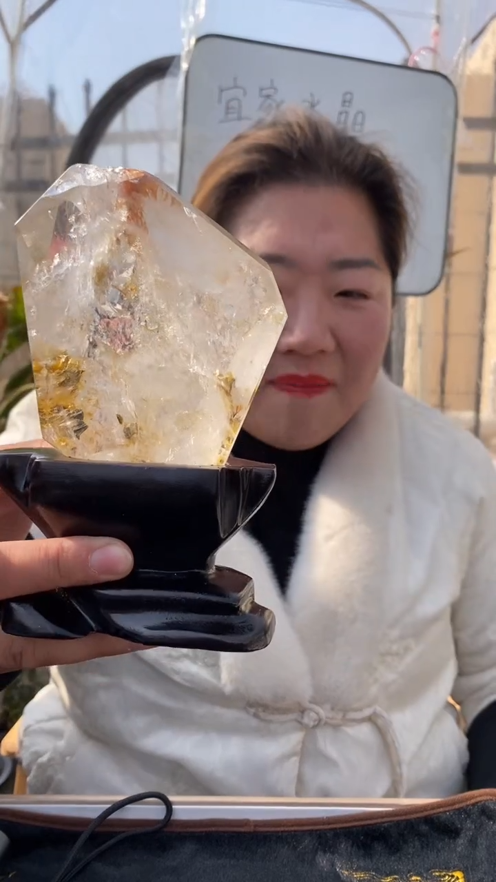 【闪购商品】水晶原石未镶嵌白水晶原石摆件D389