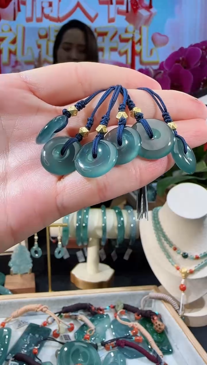 【闪购商品】翡翠吊坠(不含链)未镶嵌平安扣多样性发一