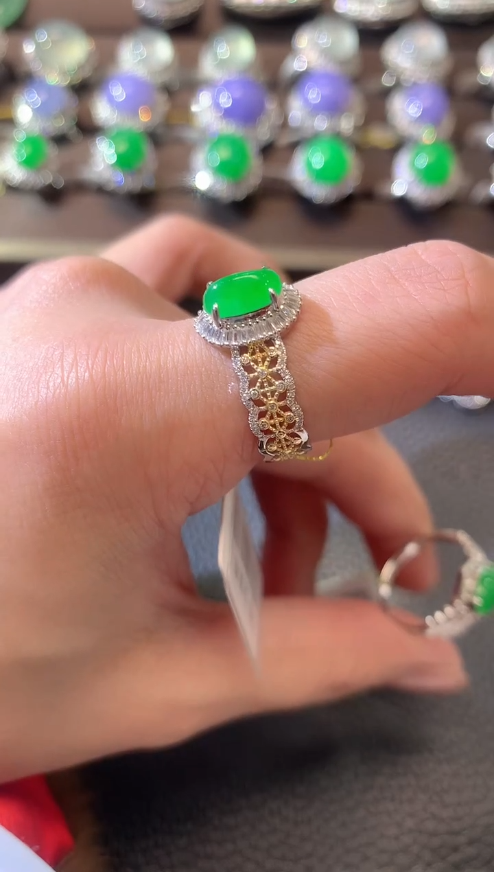 【闪购商品】翡翠戒指18K金镶嵌A26翡翠