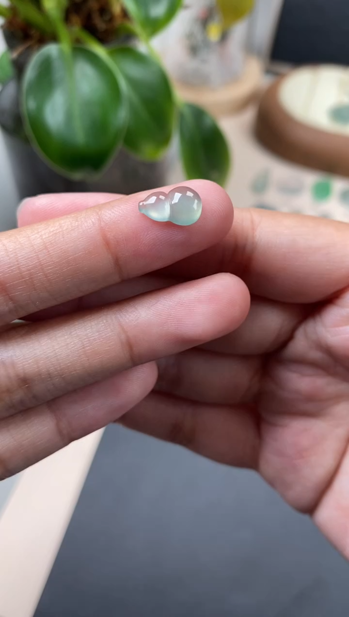 【闪购商品】翡翠颈饰未镶嵌翡翠冰晴葫芦