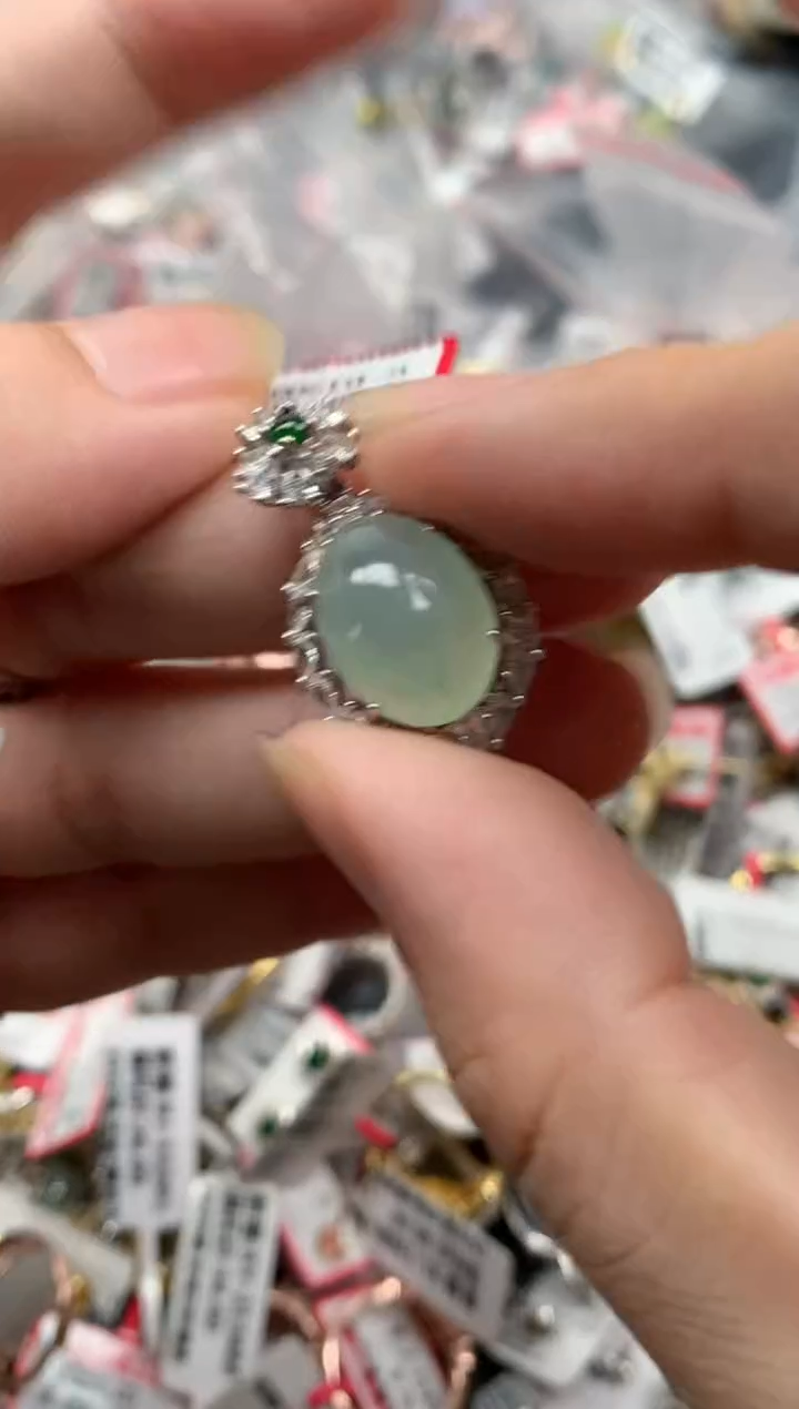 翡翠戒指银S925镶嵌天然A货缅甸翡翠