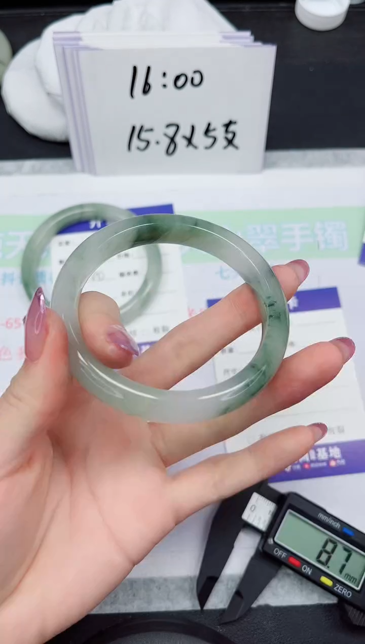 【闪购商品】石英质玉未镶嵌手镯510-56.7