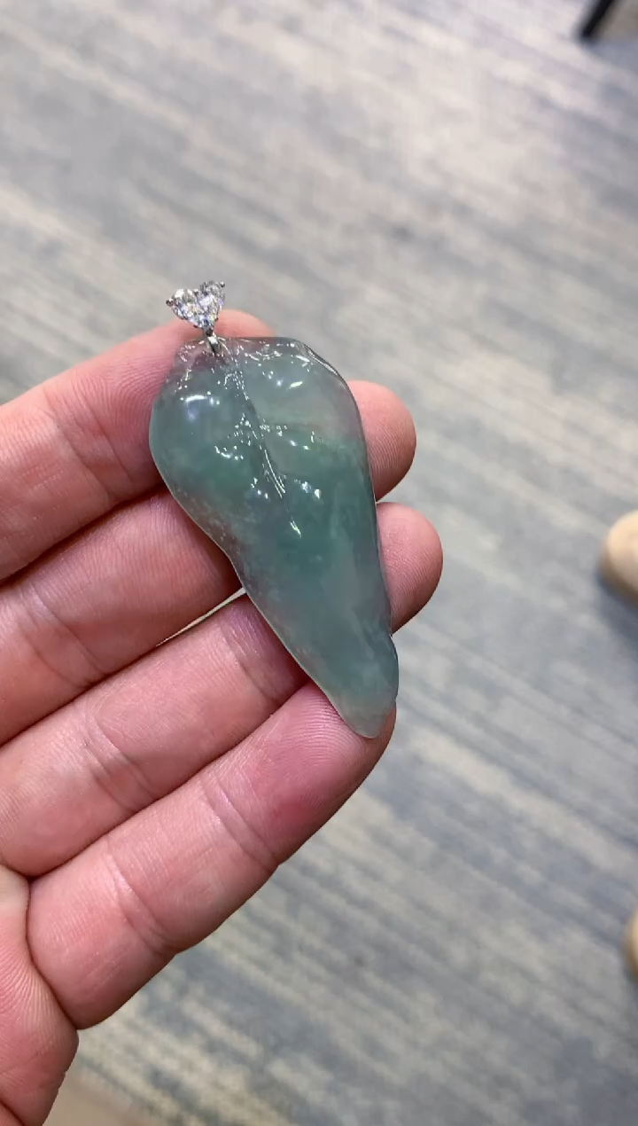 颈饰未镶嵌翡翠天然A货翡翠