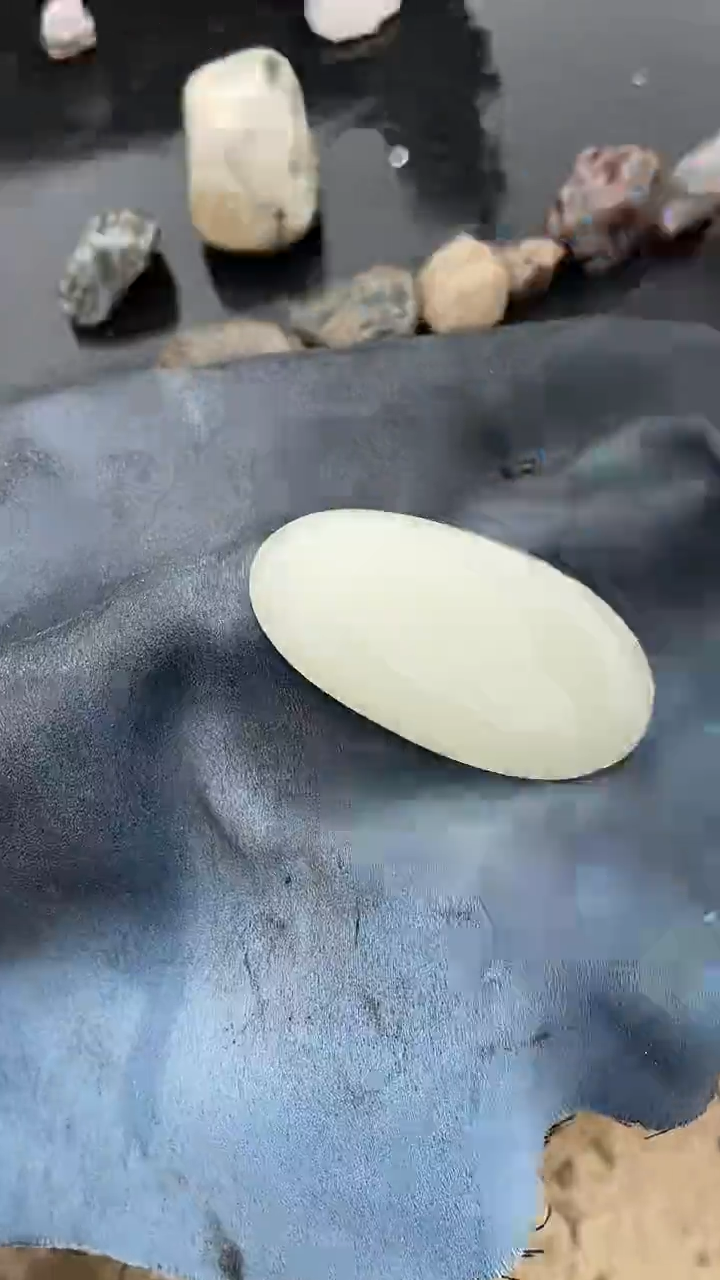 颈饰未镶嵌和田玉（糖玉）001