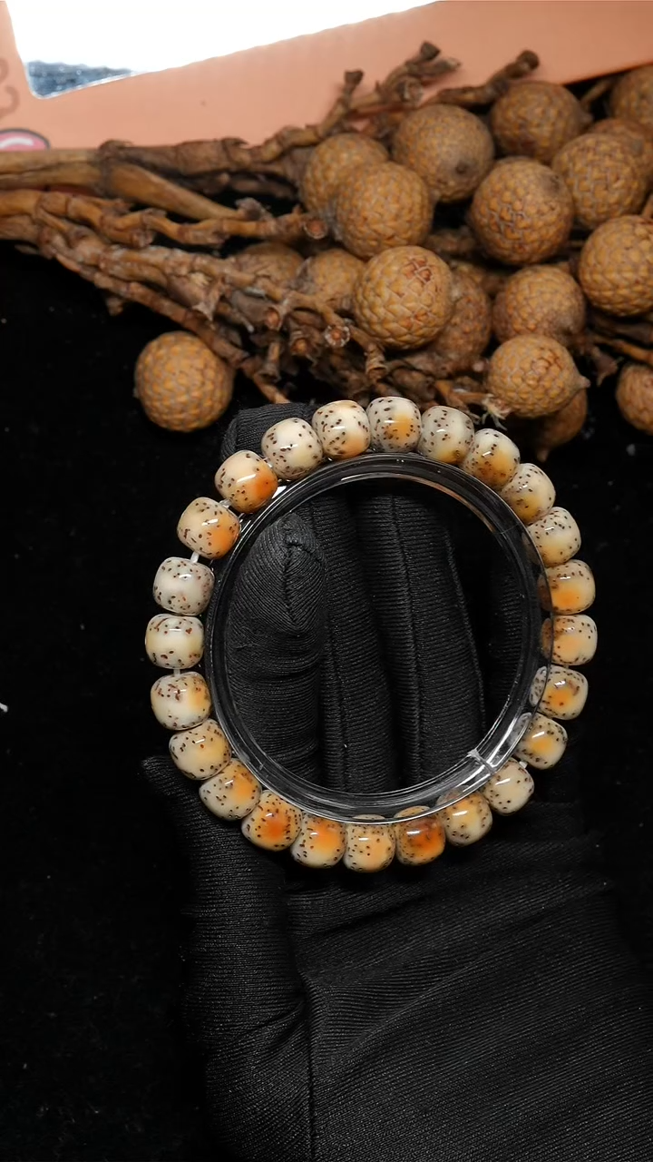 手串星月菩提9*8针尖星火烧-A63-50