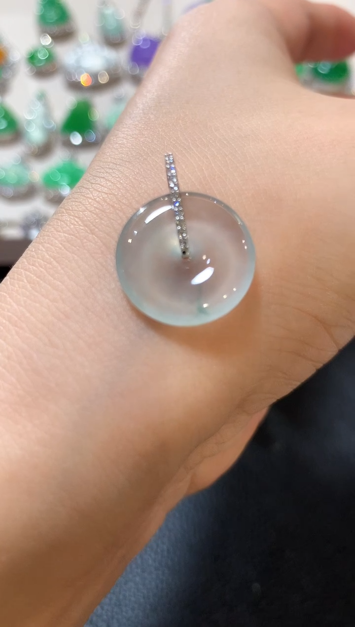 吊坠(不含链)18K金镶嵌翡翠z27紫色有色差