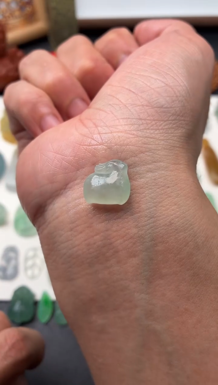 未镶嵌定制翡翠翡翠