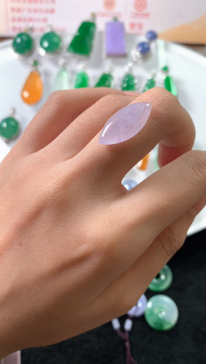 未镶嵌定制翡翠裸石（镶嵌定制）