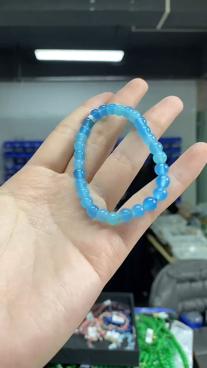 未镶嵌手链玛瑙/玉髓多样性发其一颜色微差