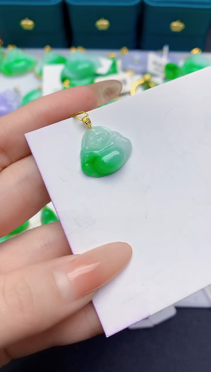 颈饰18K金镶嵌翡翠缅甸天然翡翠A货