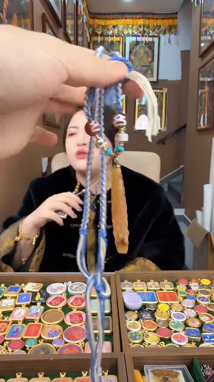 吊坠玛瑙手工雕刻龙