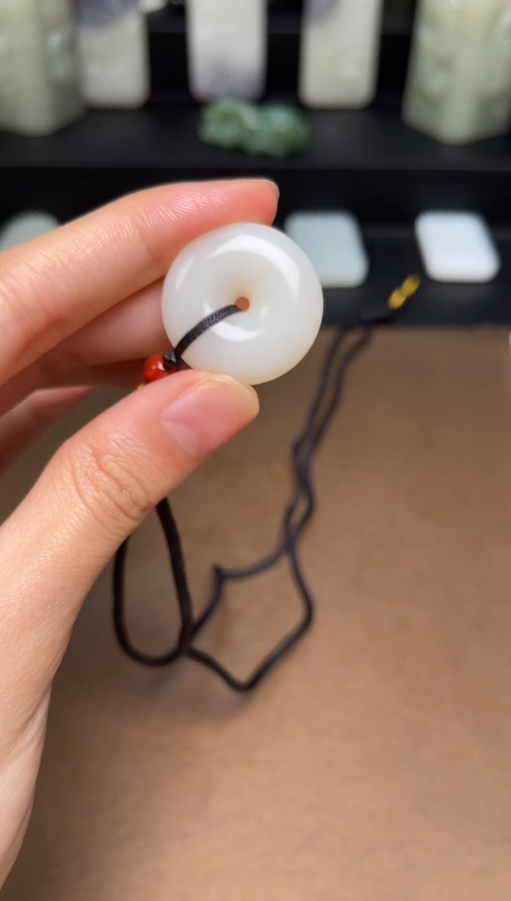 和田玉未镶嵌颈饰24