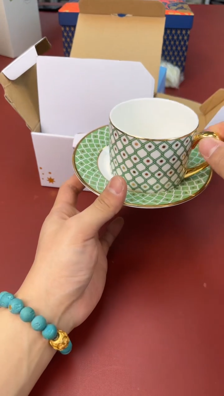 【闪购商品】瓷片新号开播全场漏@@H1864