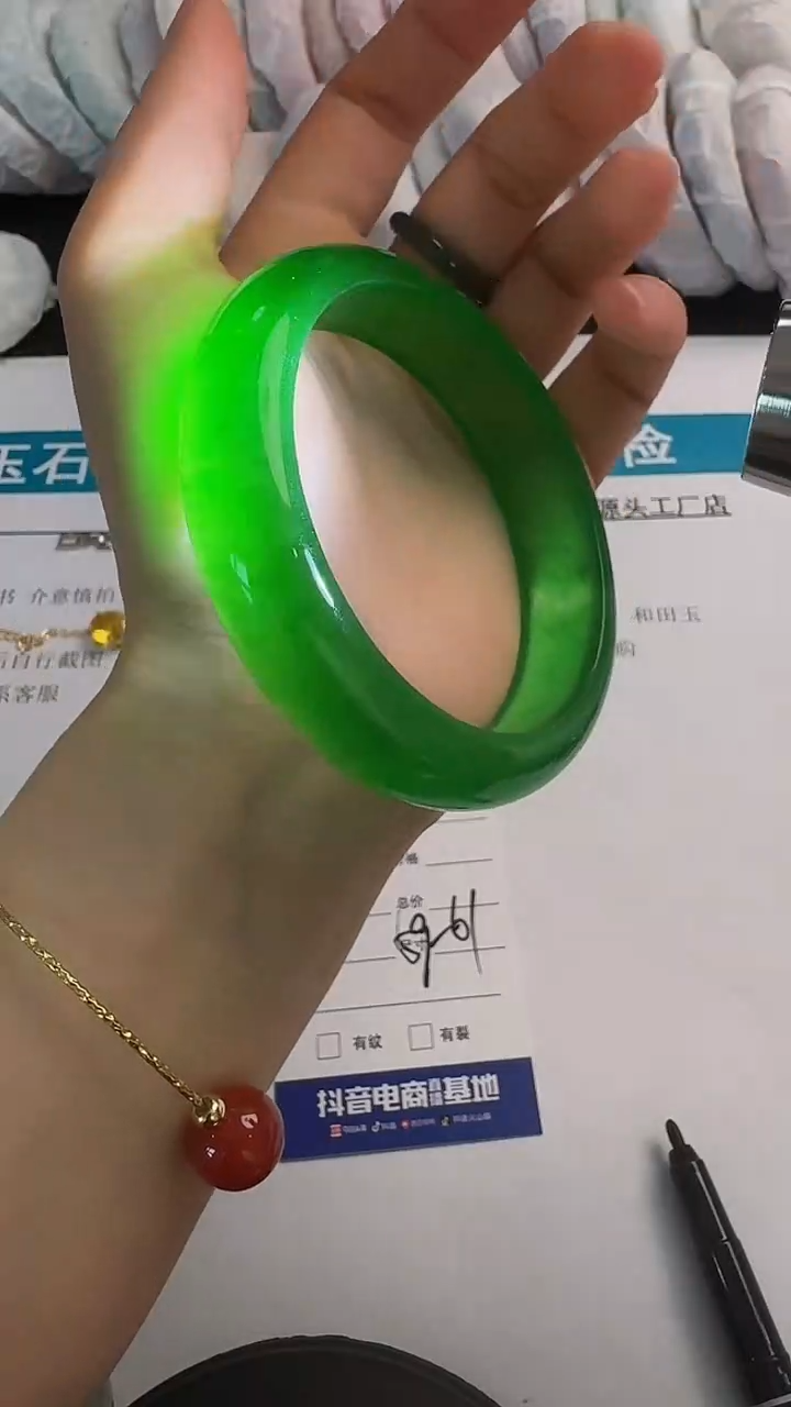 未镶嵌手镯石英质玉017
