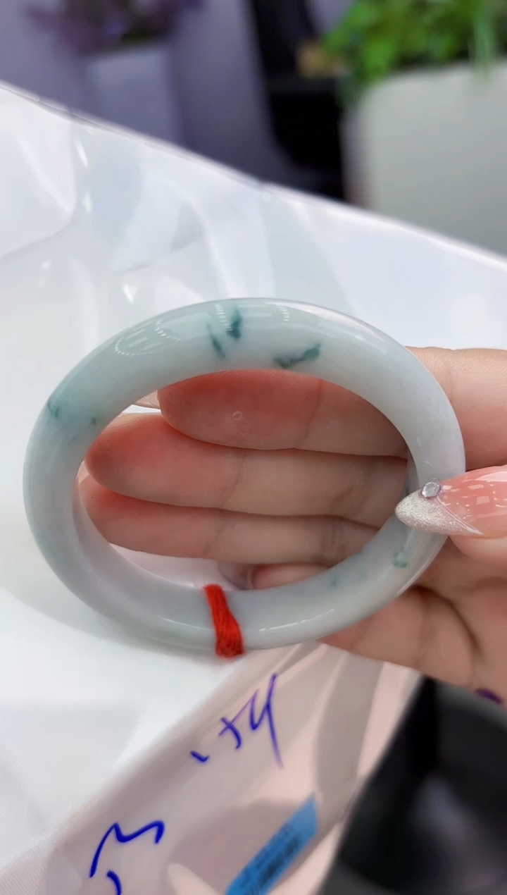 【闪购商品】翡翠手镯未镶嵌翡翠手镯