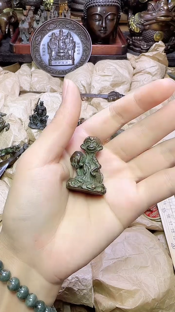 铜器摆件铜器摆件