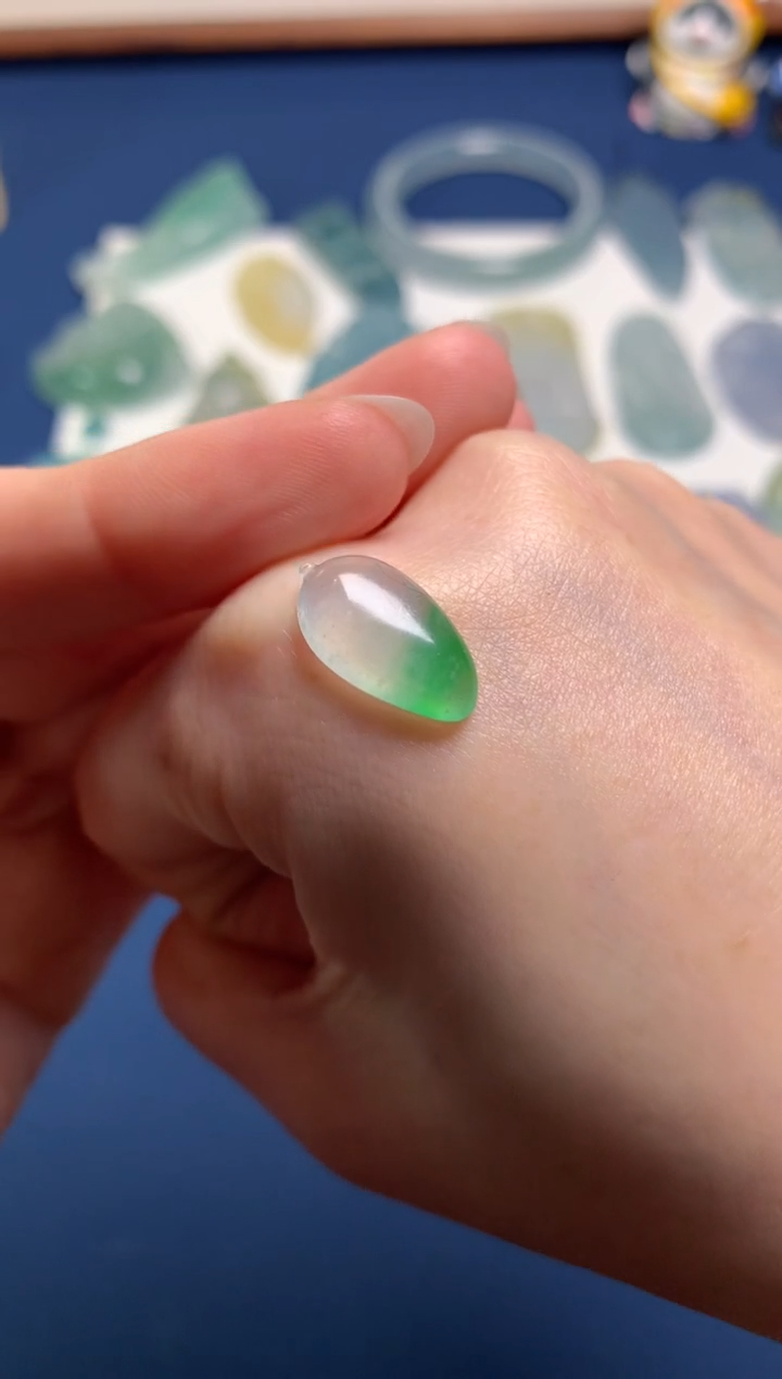 【闪购商品】定制翡翠未镶嵌0716689852