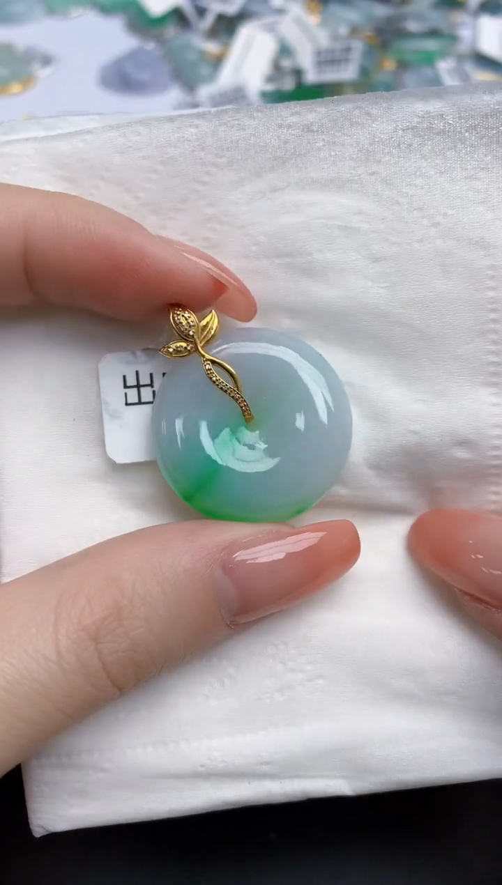 【闪购商品】翡翠颈饰未镶嵌天然缅甸翡翠A货