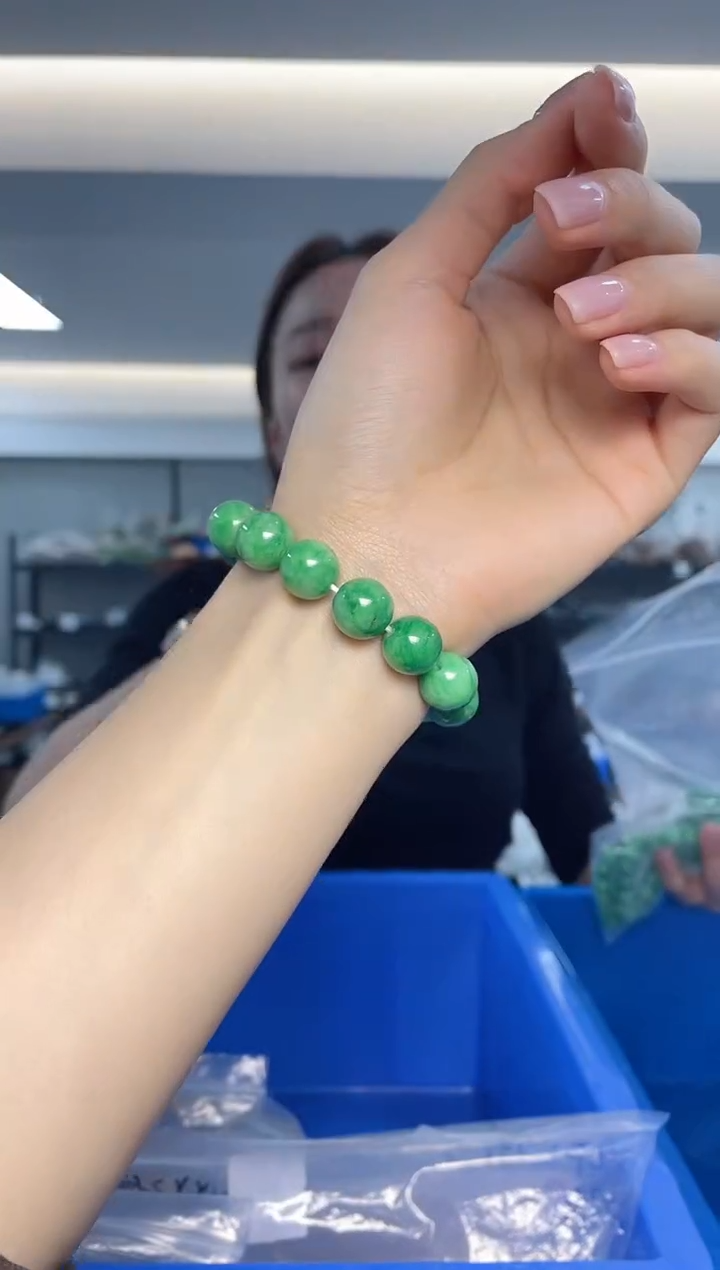 【闪购商品】翡翠手串未镶嵌（多样性发一件）