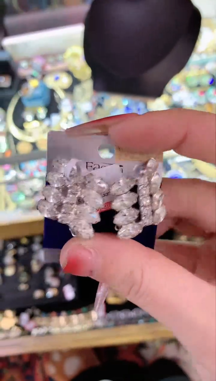 【闪购商品】瓷片楚楚中古珠宝甄选不退换