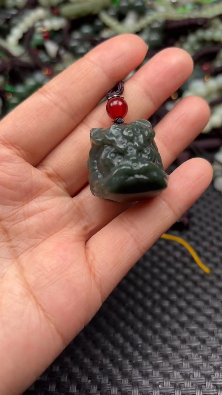 【闪购商品】和田玉颈饰未镶嵌.