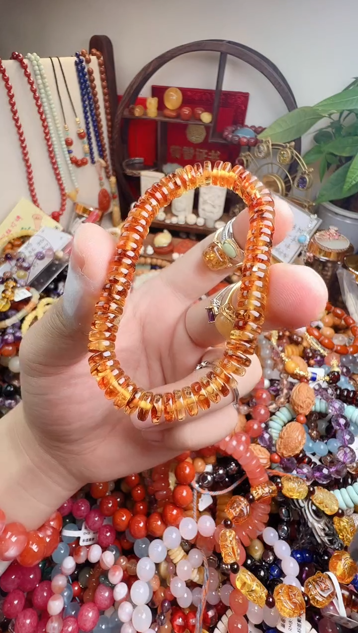 手链琥珀未镶嵌月****)一物一件）0001087