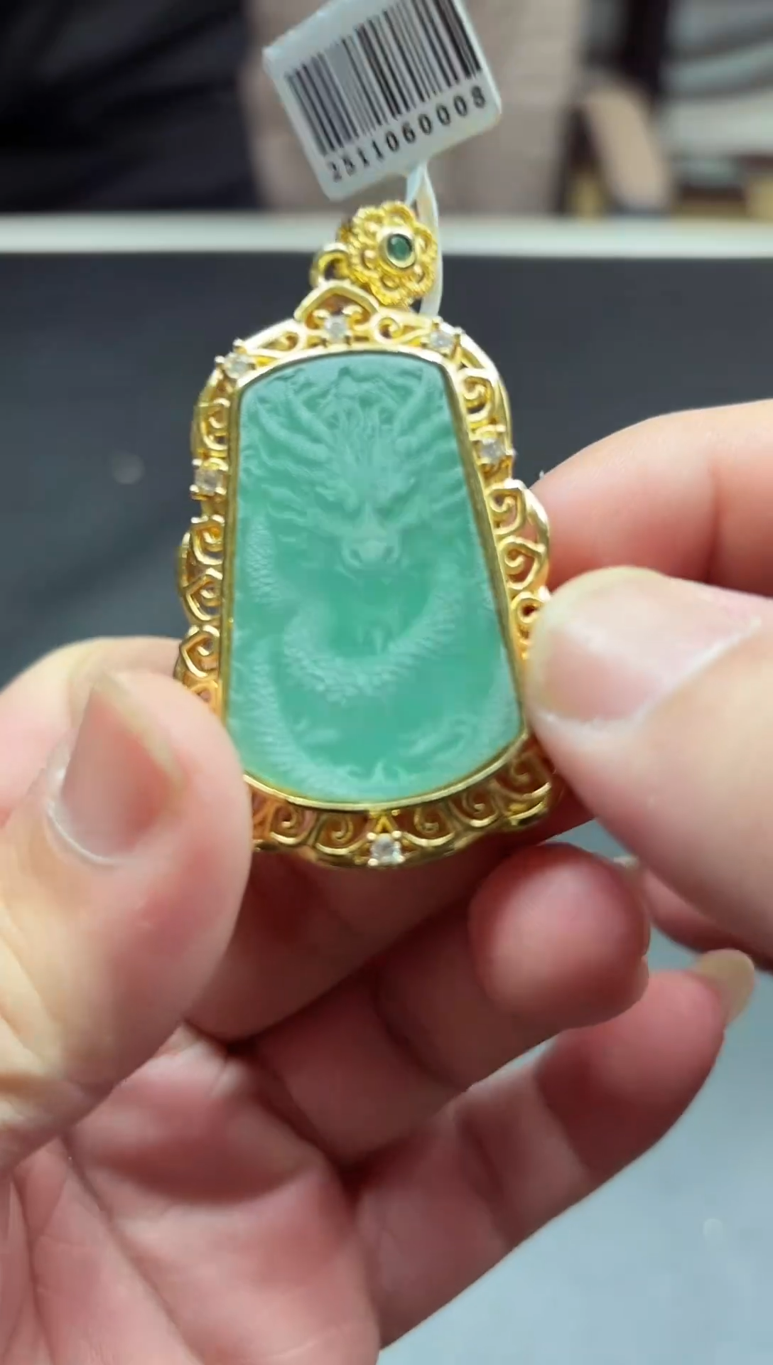 颈饰未镶嵌翡翠天然A货翡翠多样性发其一