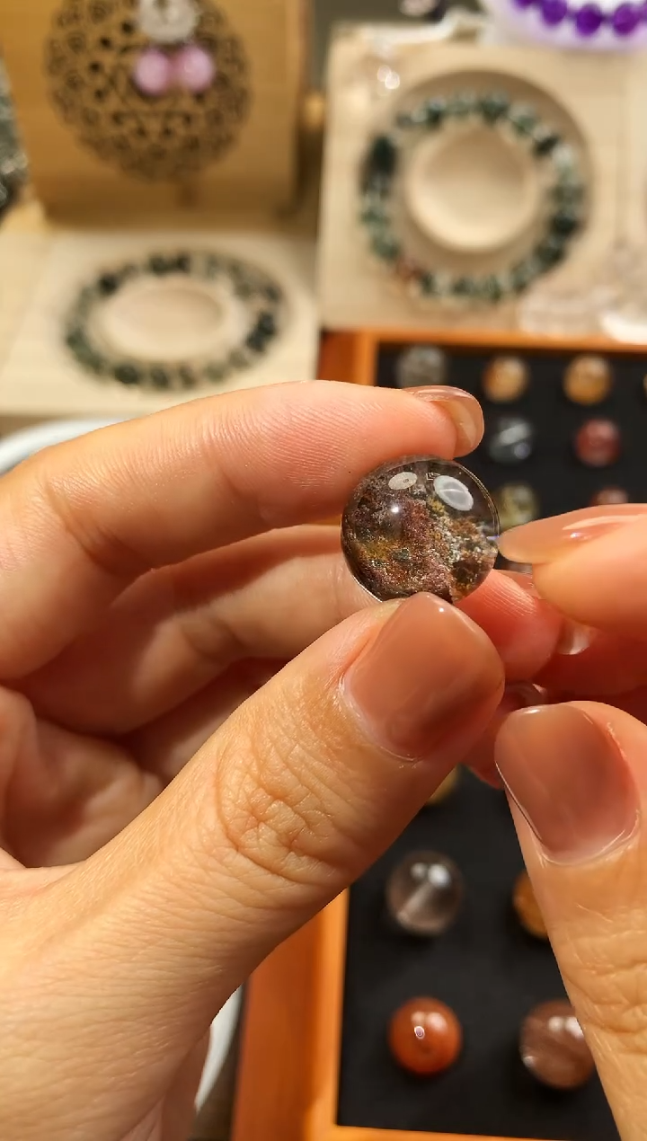 水晶手串未镶嵌天然绿幽灵单珠