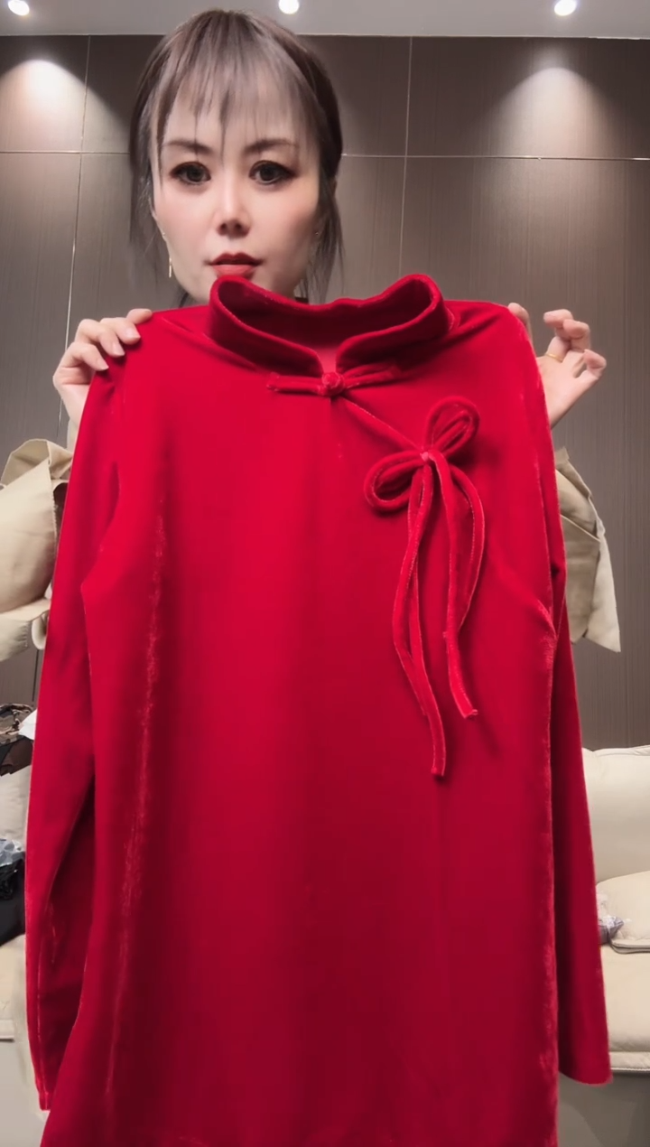 热**活红色蝴蝶结小衫S码