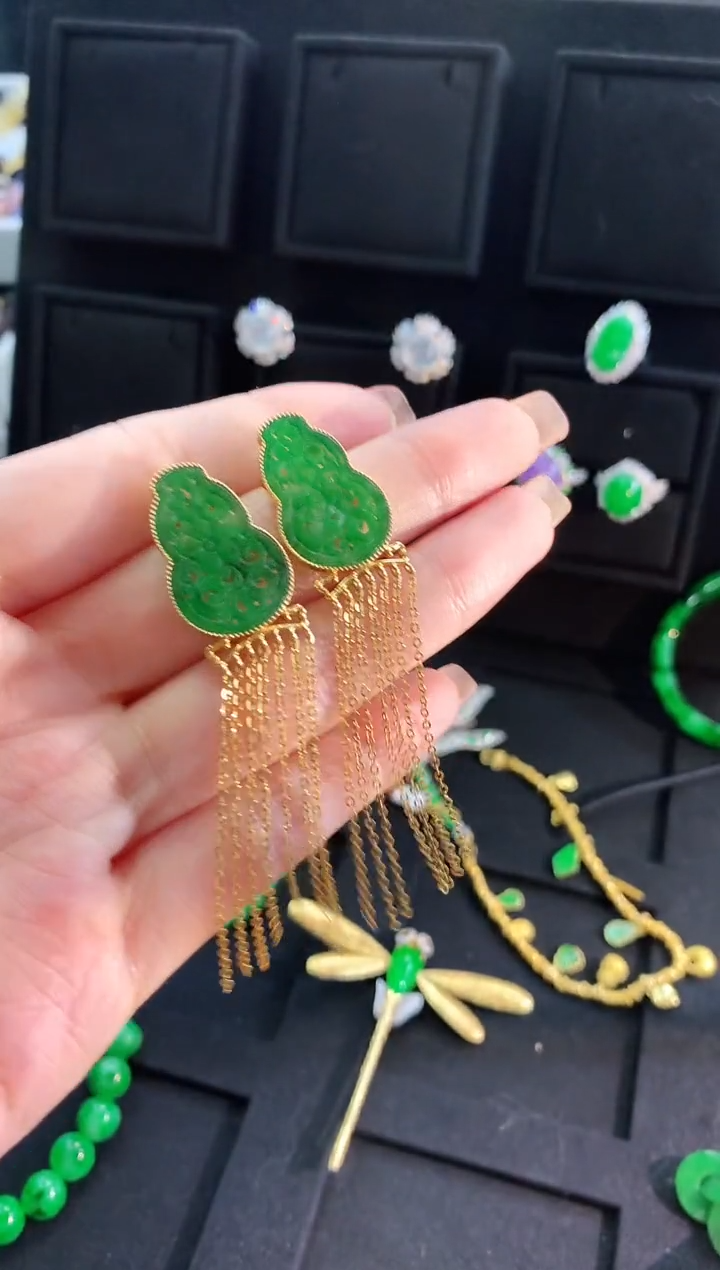 【闪购商品】翡翠耳饰18K金镶嵌耳饰