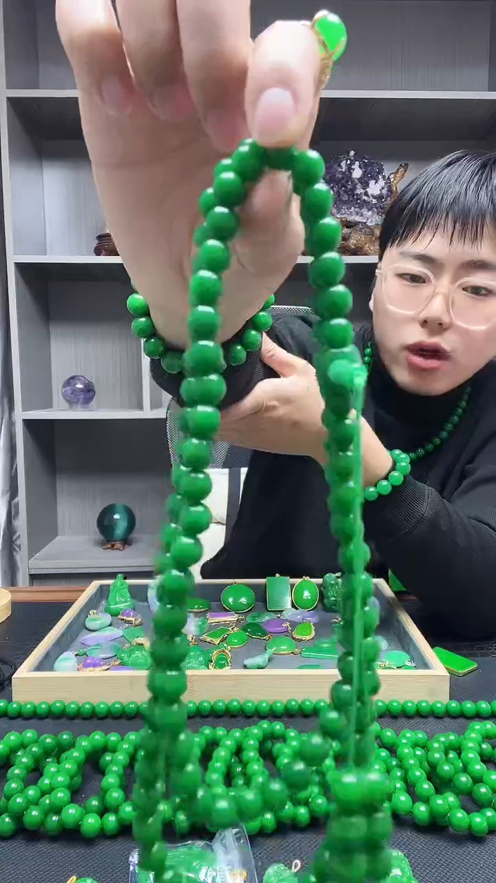 项链未镶嵌翡翠项链