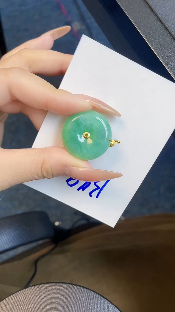 【闪购商品】翡翠颈饰18K金镶嵌00000000