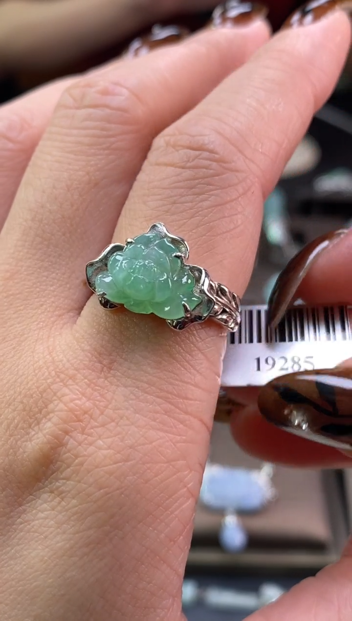 颈饰银S925镶嵌翡翠净货19285