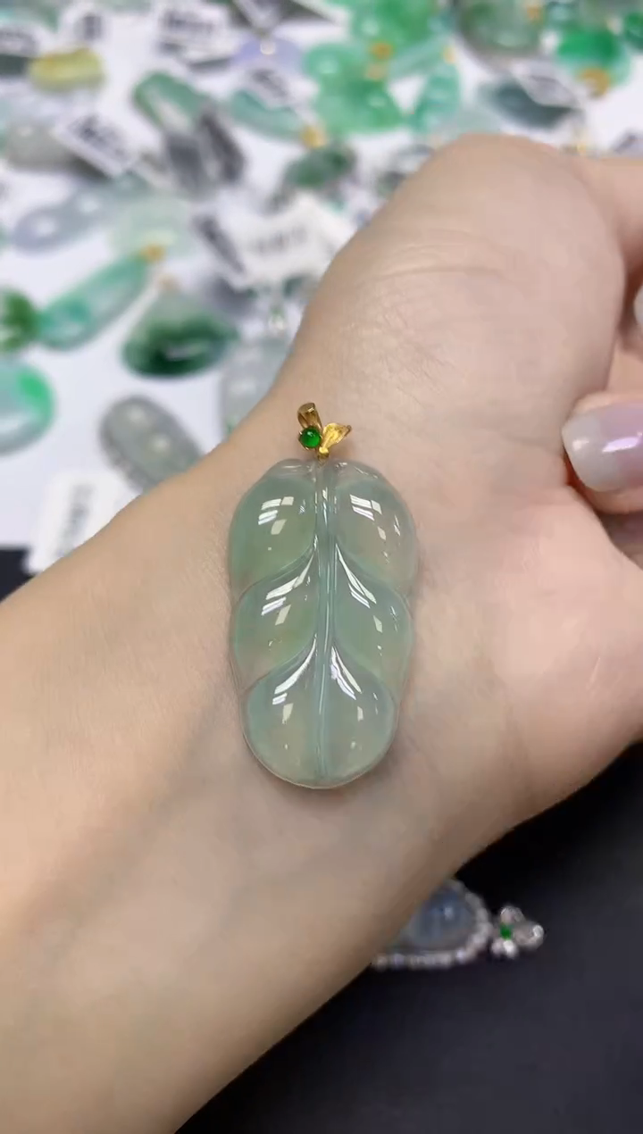 颈饰18K金镶嵌翡翠天然缅甸翡翠A货百元以上9元证书费自理