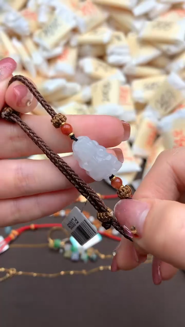 【闪购商品】翡翠手绳未镶嵌一