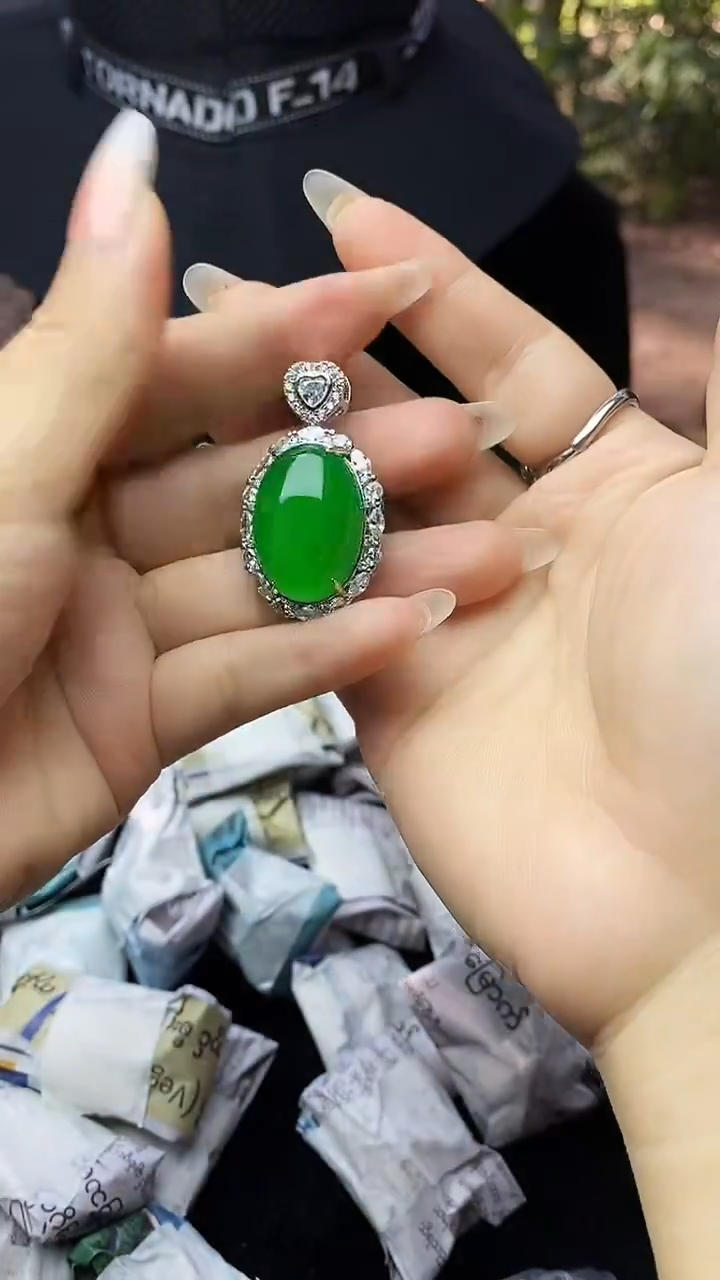 满色吊坠    所见即所得  