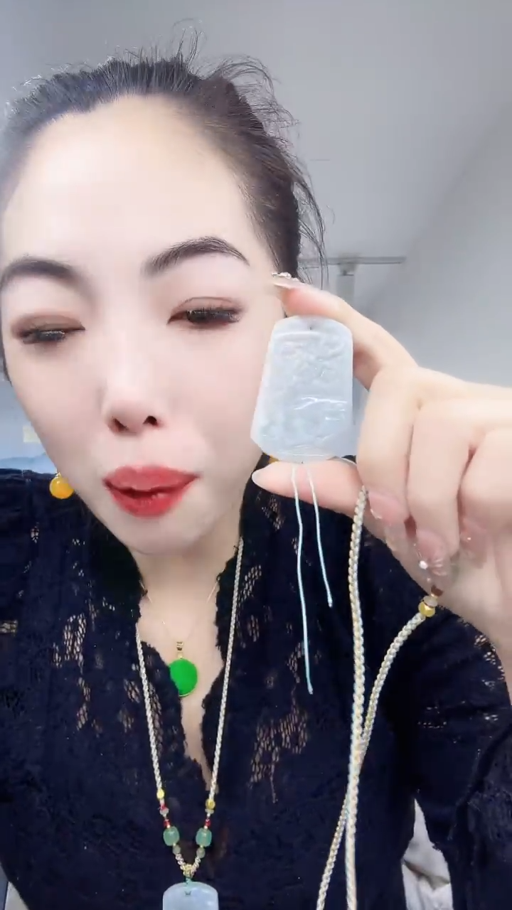 【闪购商品】翡翠颈饰未镶嵌翡翠吊坠