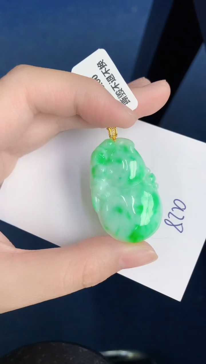 【闪购商品】翡翠颈饰18K金镶嵌000000000