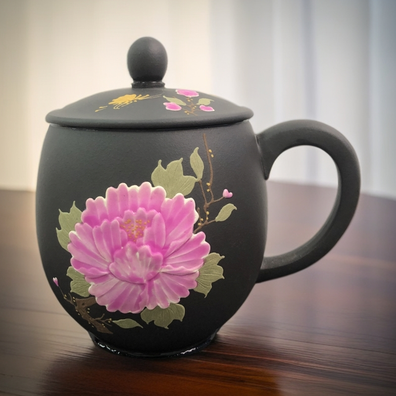 宜兴原矿紫砂纯手工石黄变色牡丹盖杯