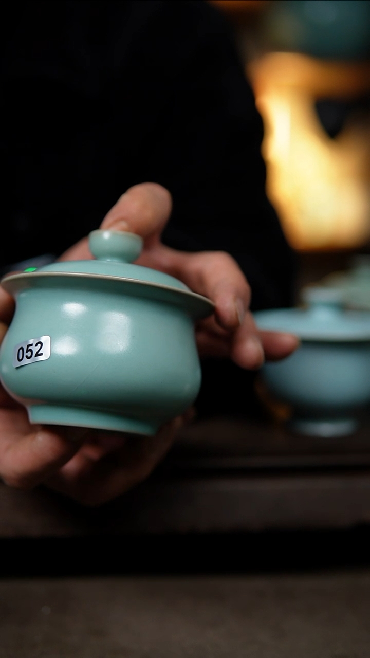 【闪购商品】杯仿古天青布袋盖碗瑕052