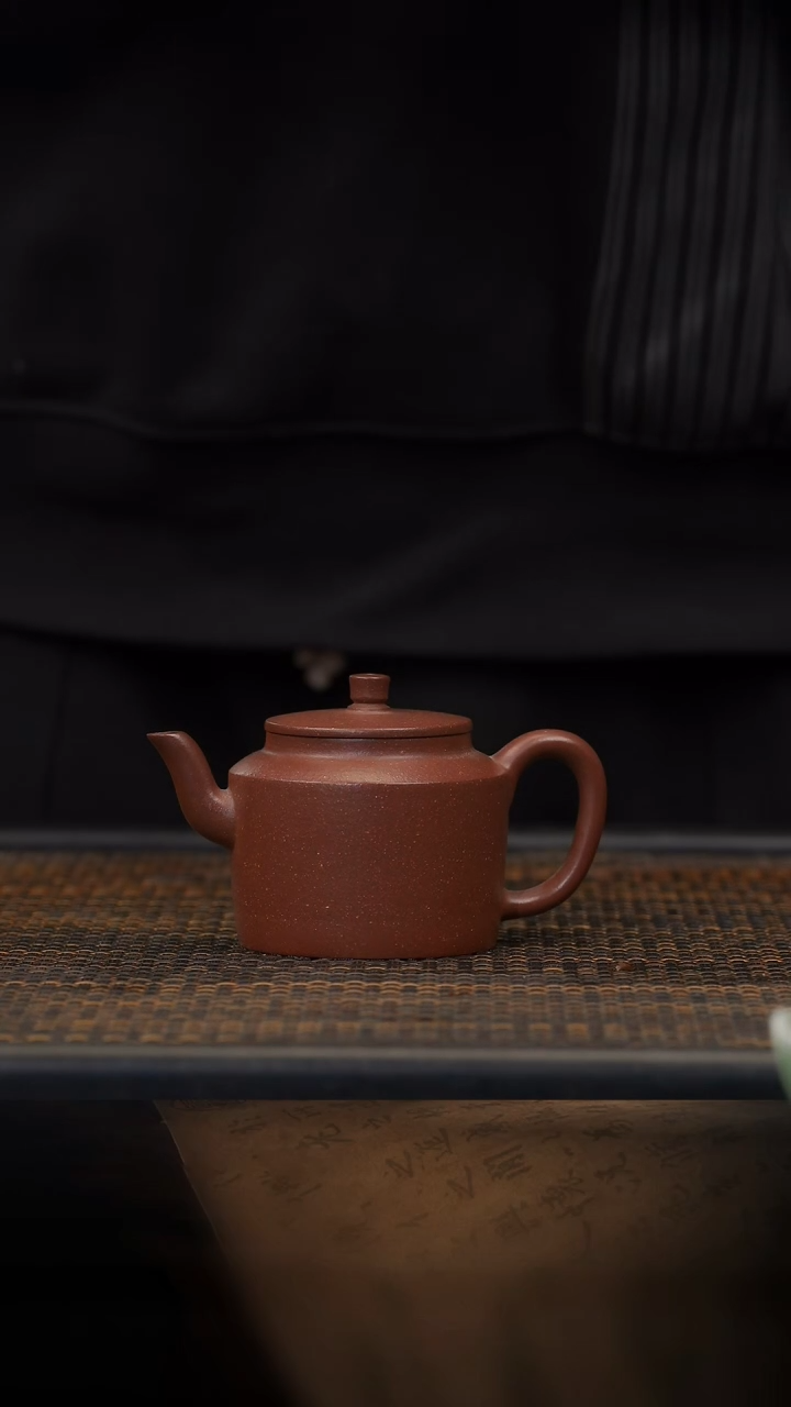 【闪购商品】紫砂茶壶17空山造器  折肩宫灯