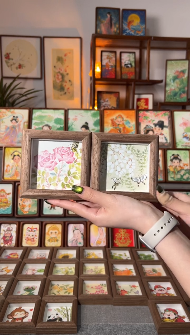 【闪购商品】国画小玫瑰蝴蝶 小槐花 一组11