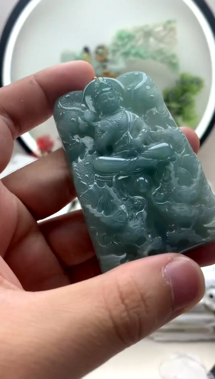 颈饰未镶嵌翡翠大势至